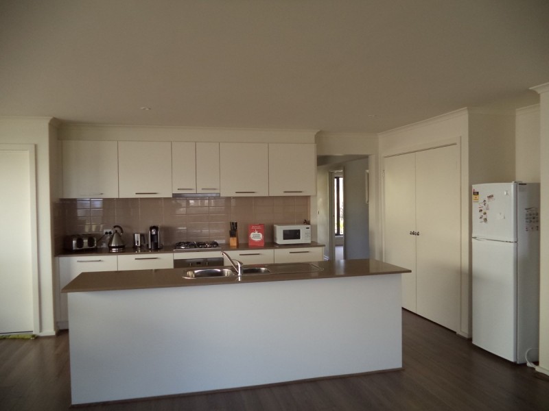 3 Possum Place, Cowes VIC 3922