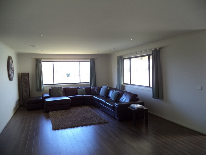 3 Possum Place, Cowes VIC 3922