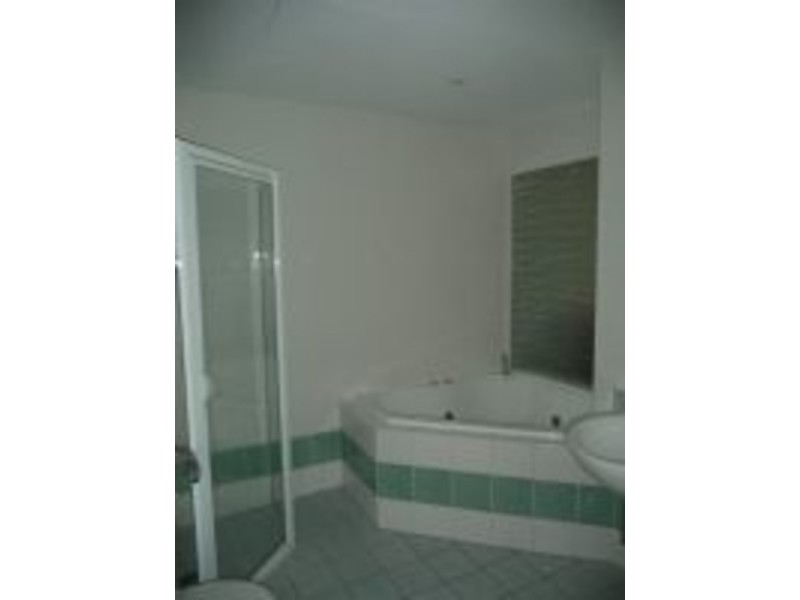 1/116 The Esplanade (The Waves), Cowes VIC 3922