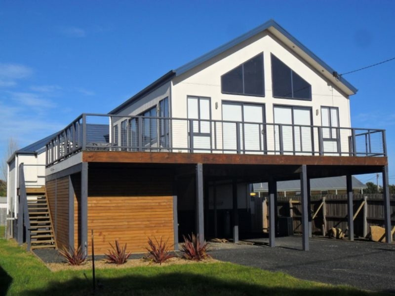 13 Gemma Street, Sunderland Bay VIC 3922