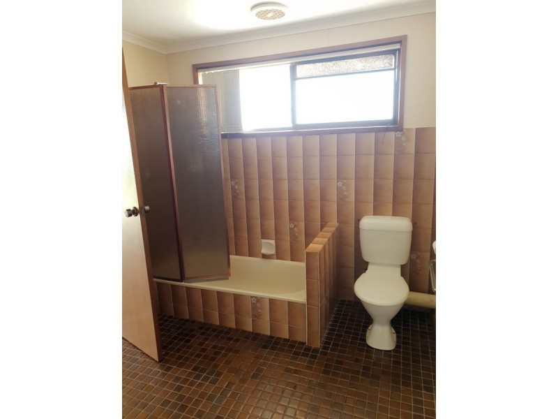 38-40 Genista Street, San Remo VIC 3925