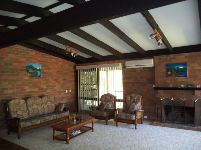 11 Endeavour Court, Cowes VIC 3922