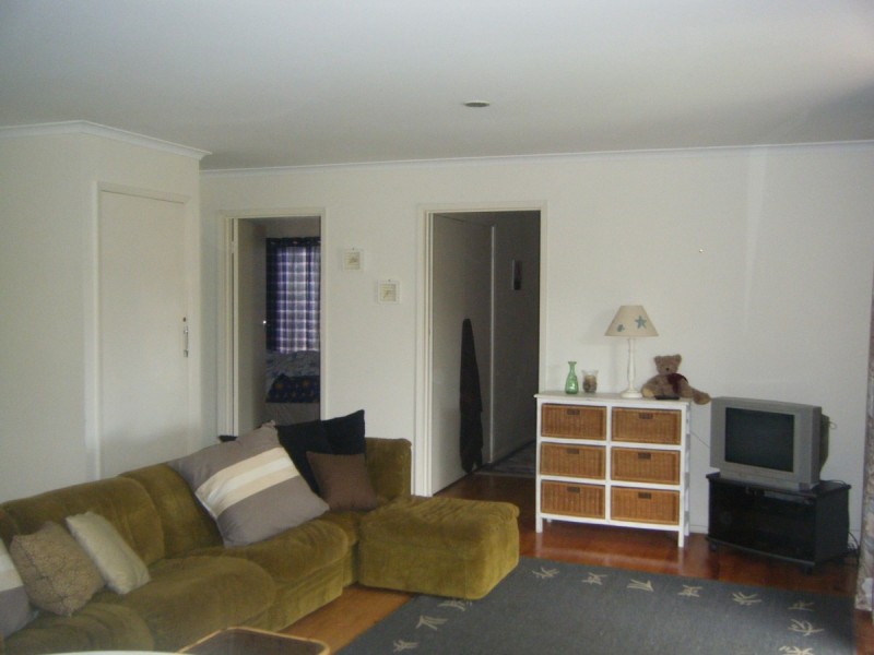 13 Roydon Road, Cowes VIC 3922