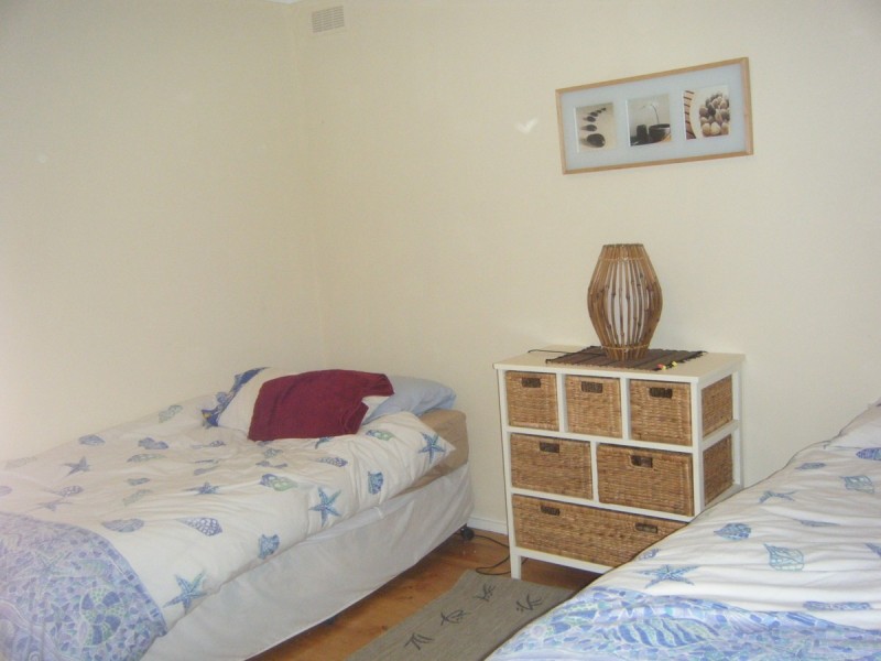 13 Roydon Road, Cowes VIC 3922