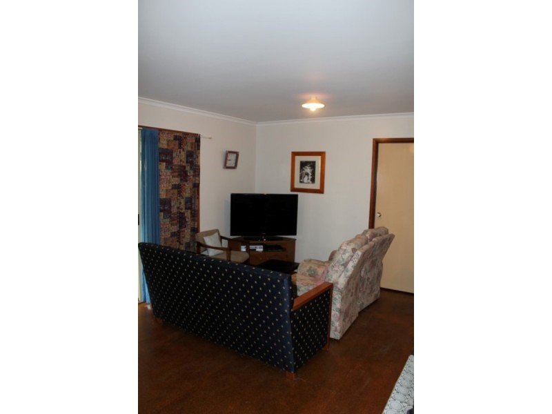 26 Churchill Drive, Cowes VIC 3922