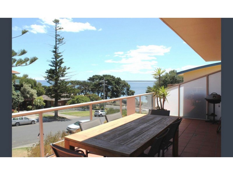 27/1-3 Warley Avenue, Cowes VIC 3922