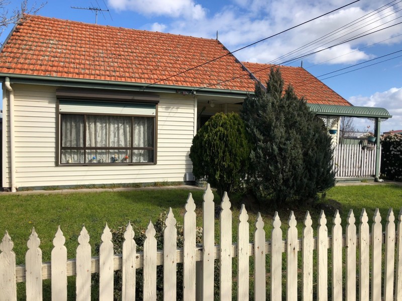 41 Station Avenue, St Albans VIC 3021