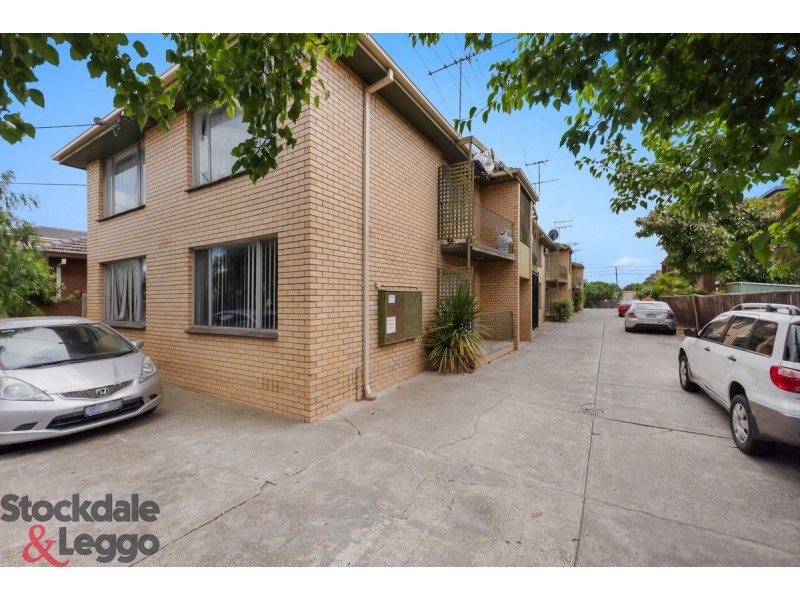 10/18 Ridley Street, Albion VIC 3020