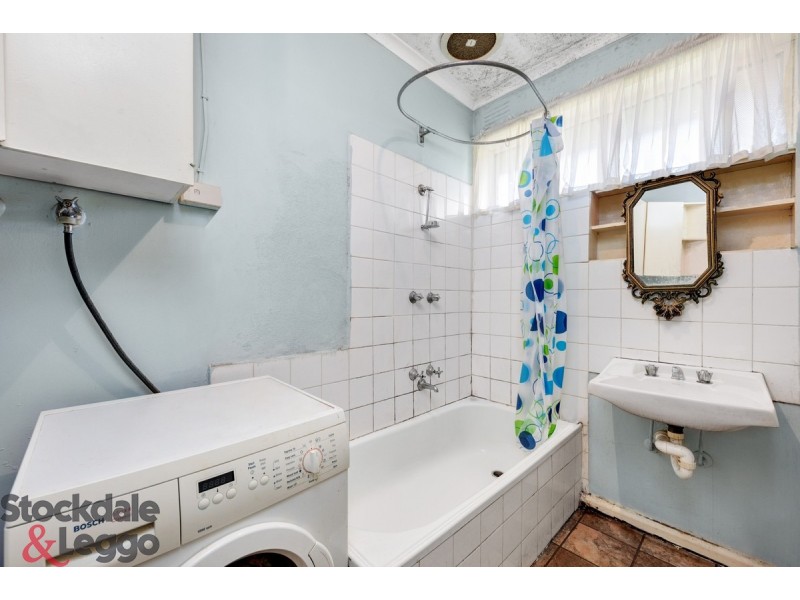 10/18 Ridley Street, Albion VIC 3020