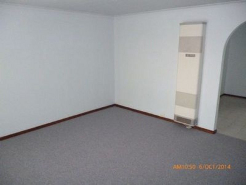 18 Lancelot Court, Kings Park VIC 3021