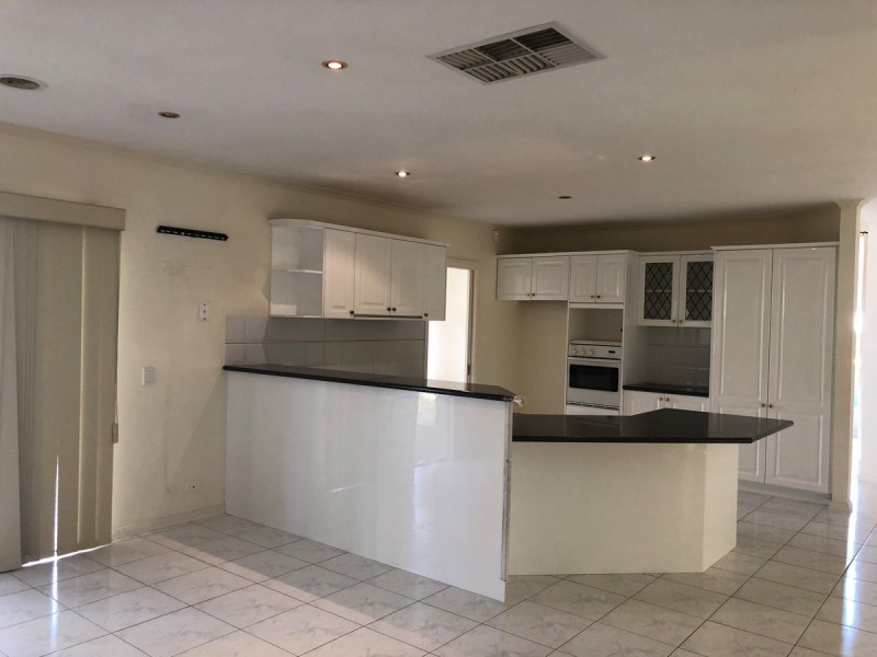 11 John Phelps Court, Seabrook VIC 3028