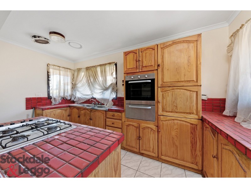 143 St Albans Road, St Albans VIC 3021