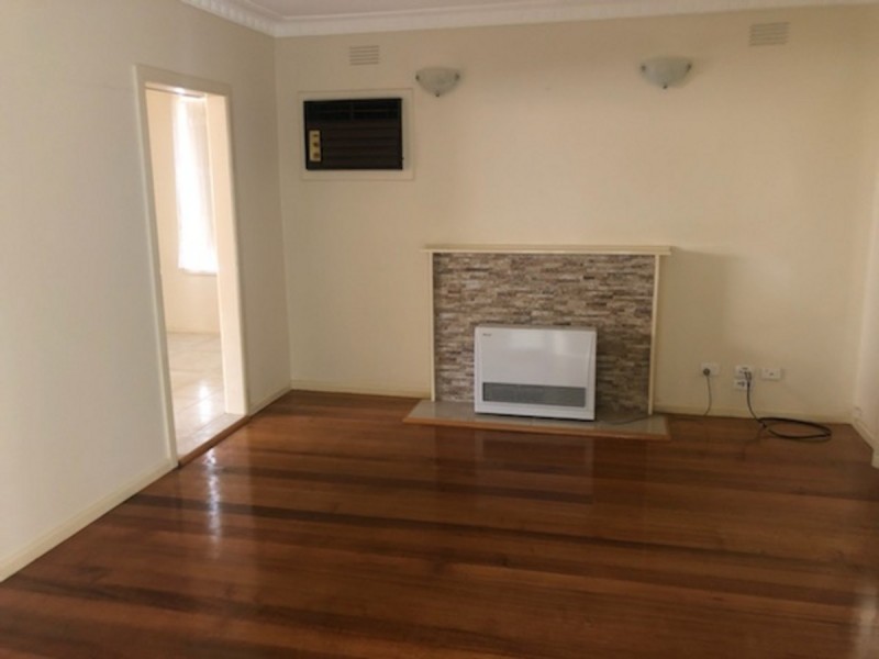 15 Harris Street, St Albans VIC 3021