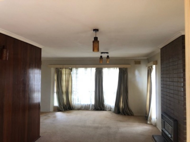 14 Raydon Court, Deer Park VIC 3023