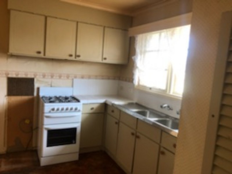 14 Raydon Court, Deer Park VIC 3023