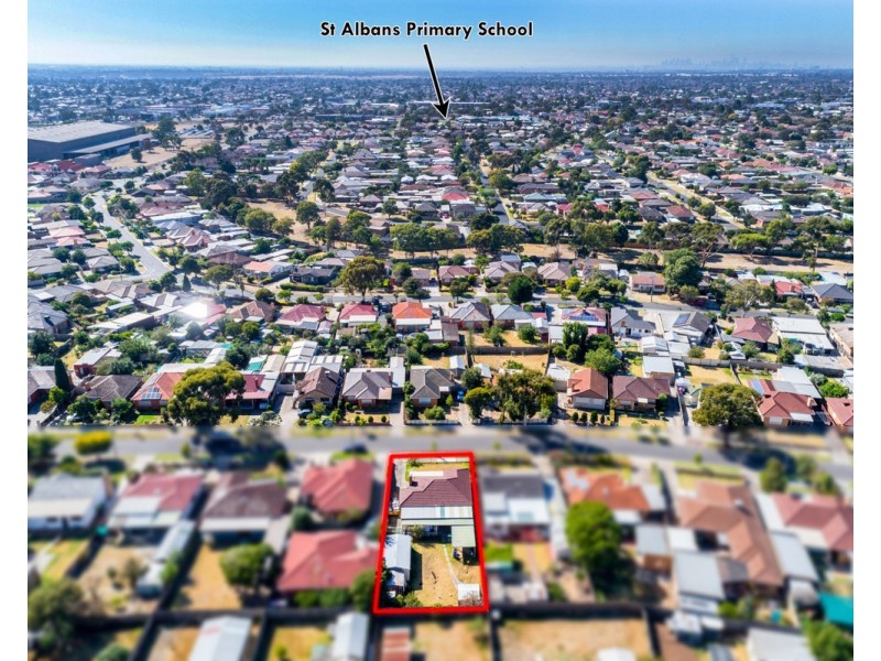 33 Butler Street, St Albans VIC 3021
