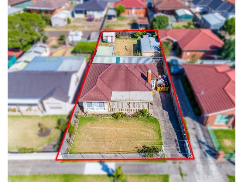 33 Butler Street, St Albans VIC 3021