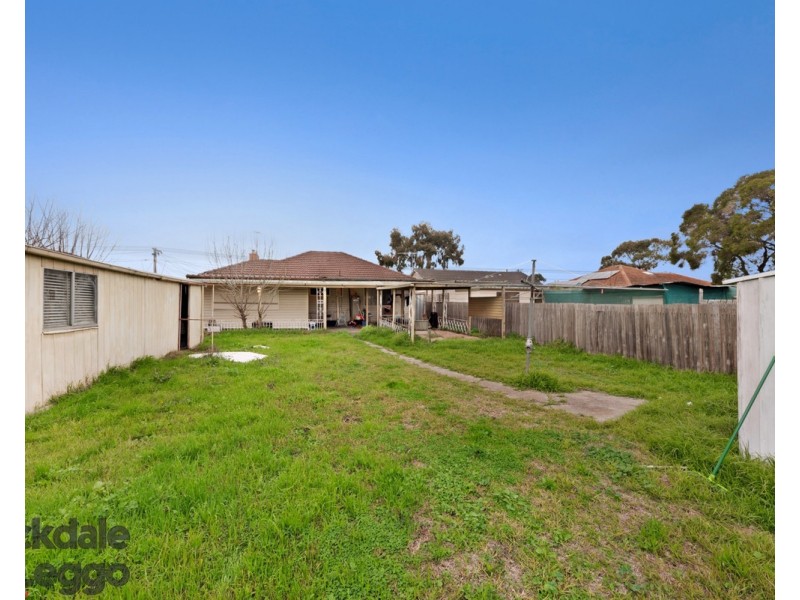 33 Butler Street, St Albans VIC 3021