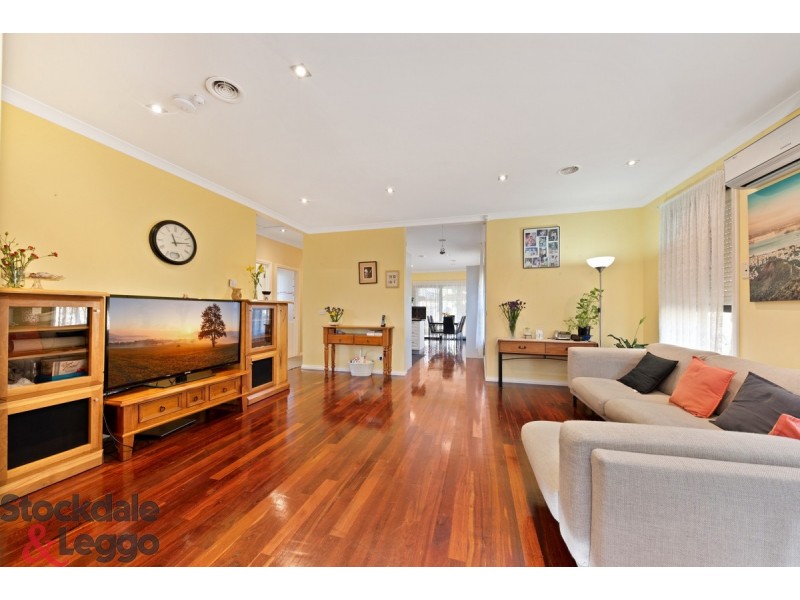 2/99 George Street, St Albans VIC 3021