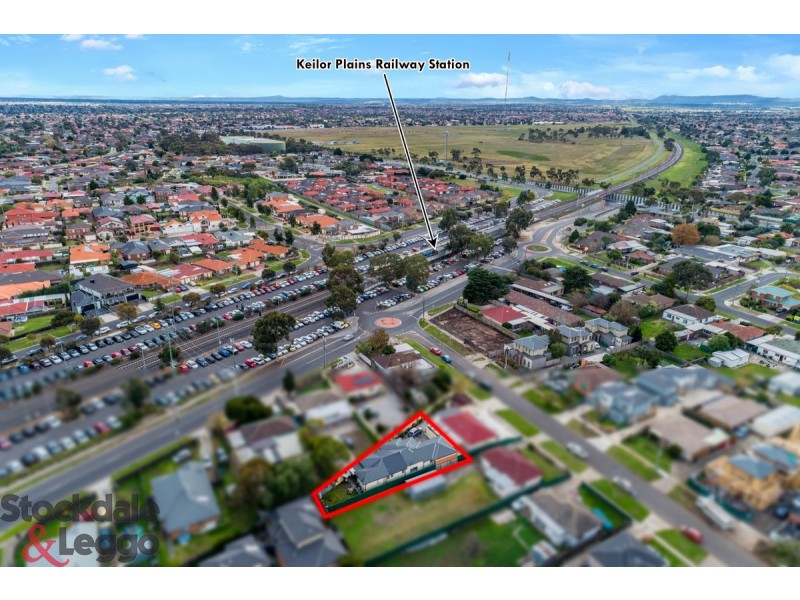 2/99 George Street, St Albans VIC 3021