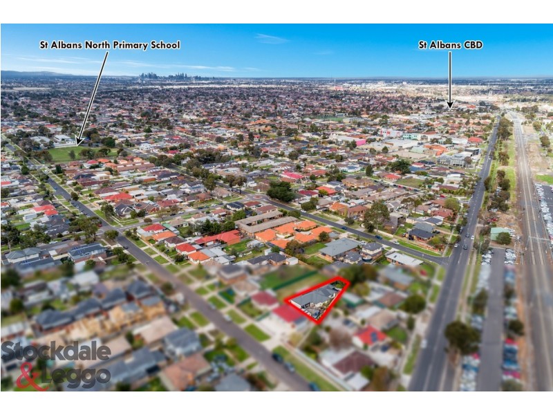 2/99 George Street, St Albans VIC 3021