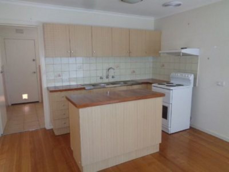 3/13 Adelaide Street, St Albans VIC 3021