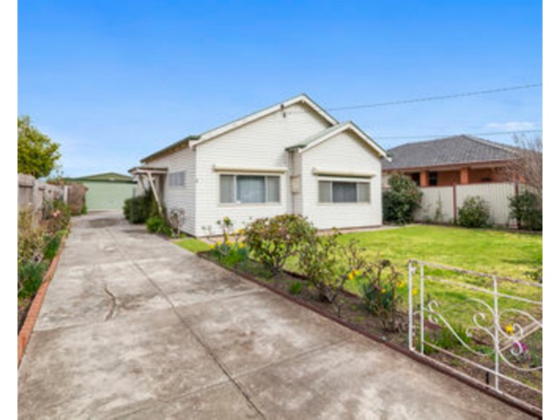 1 Elizabeth Street, St Albans VIC 3021