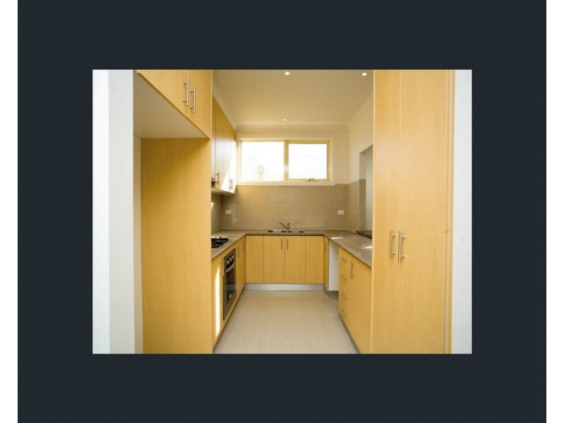 9/2 McArthur Avenue, St Albans VIC 3021