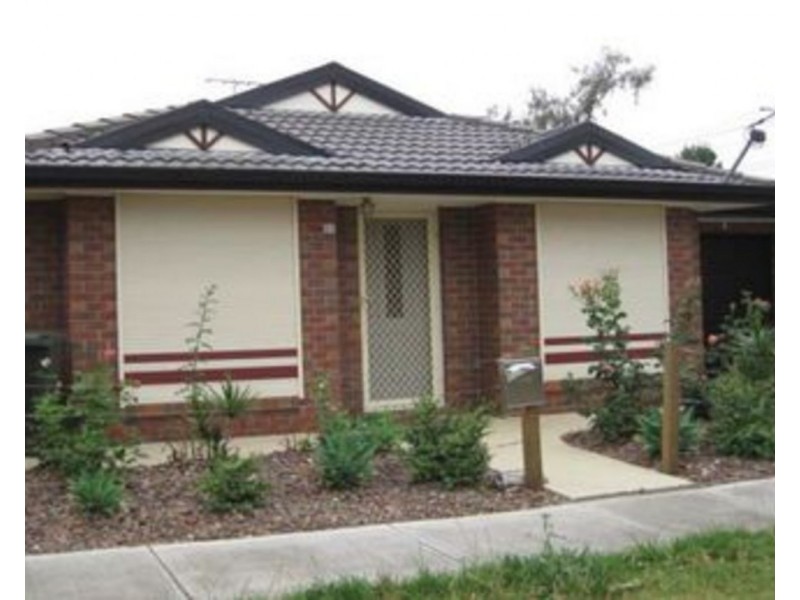 2E Emily Street, St Albans VIC 3021