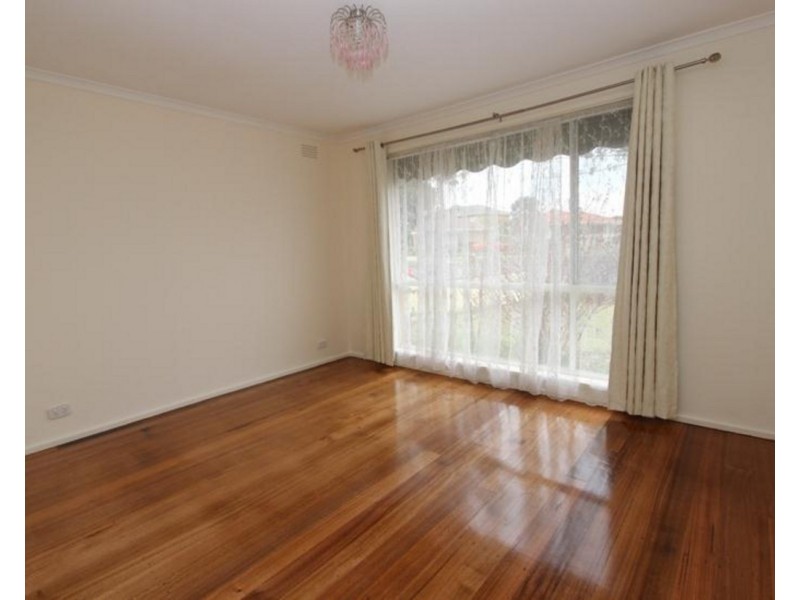 7 Cory Court, Kings Park VIC 3021