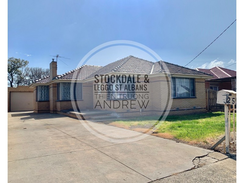 25 STRADBROKE Drive, St Albans VIC 3021