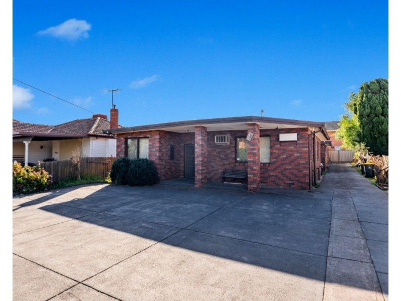 370 Main Road West, St Albans VIC 3021