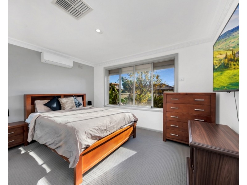 55 Oleander Drive, St Albans VIC 3021