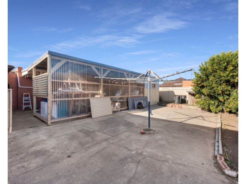 55 Oleander Drive, St Albans VIC 3021