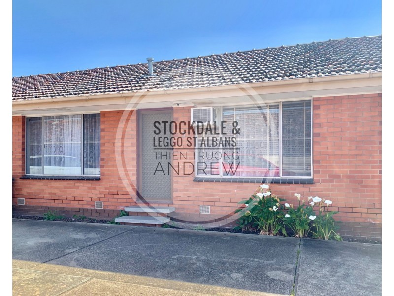 3/8-10 THORNDON Drive, St Albans VIC 3021