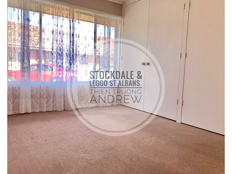 3/8-10 THORNDON Drive, St Albans VIC 3021