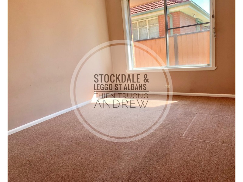 3/8-10 THORNDON Drive, St Albans VIC 3021