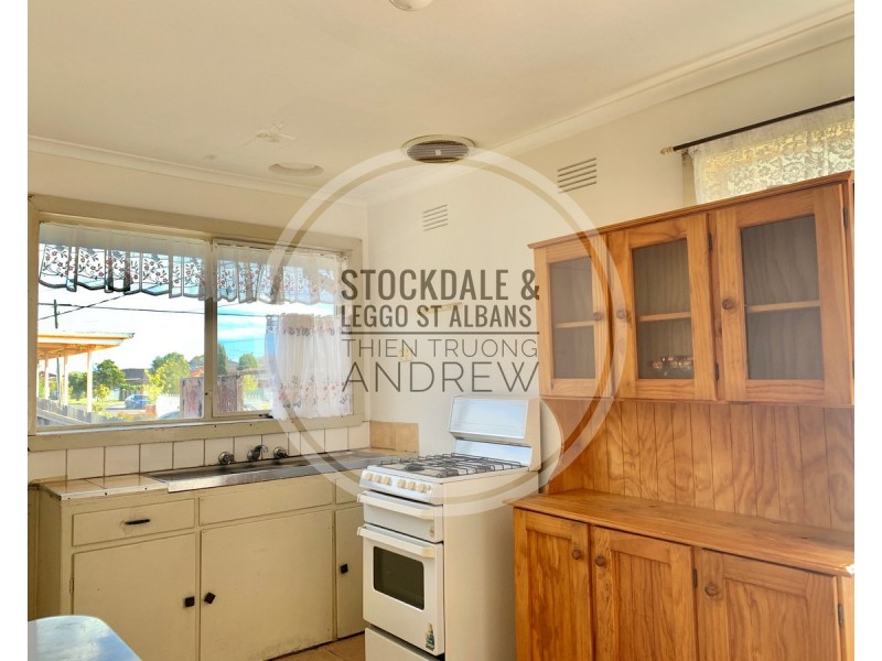 1/16 Buchanan Street, St Albans VIC 3021