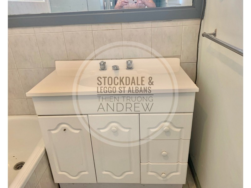 32 Stradbroke Drive, St Albans VIC 3021