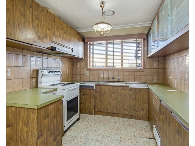 35A Rhodes Street, St Albans VIC 3021