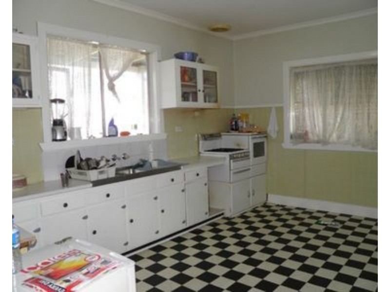 39 Adelaide Street, St Albans VIC 3021