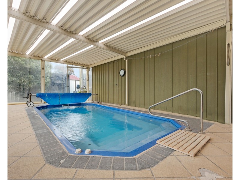 2 Joyce Close, St Albans VIC 3021