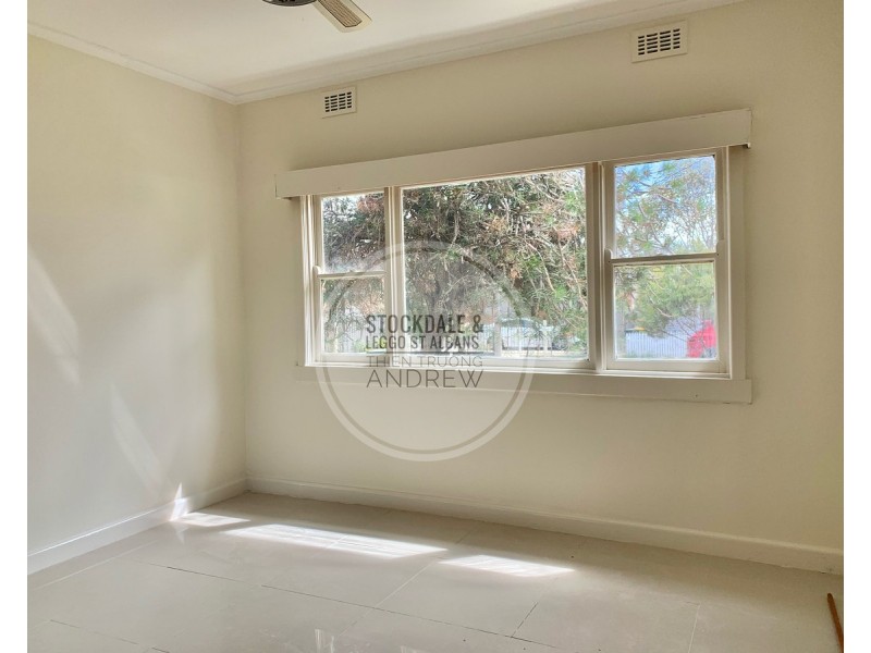 10 Andrew Street, Sunshine VIC 3020