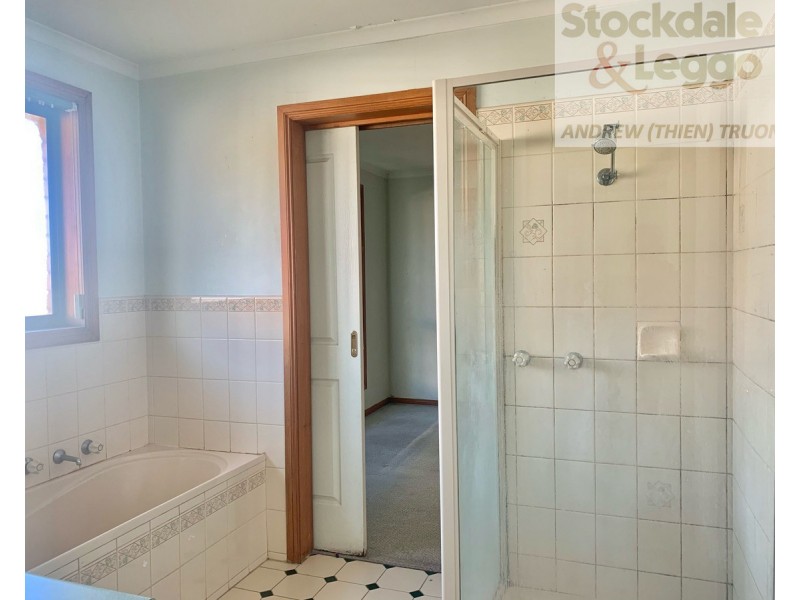 2/99 POWER Street, St Albans VIC 3021