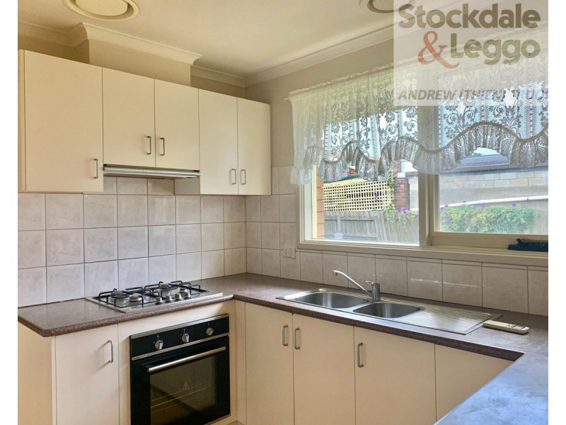 6 Magnolia Avenue, Kings Park VIC 3021