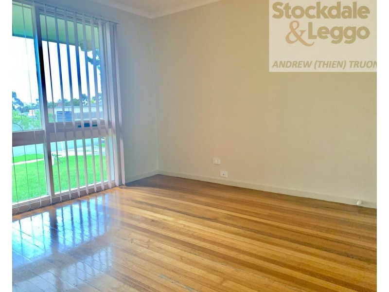 6 Magnolia Avenue, Kings Park VIC 3021