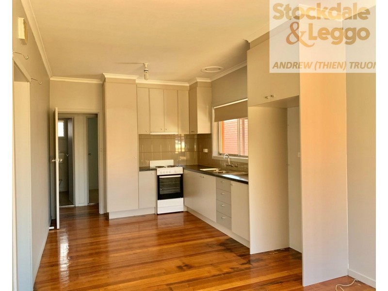 1/16 Charles Street, St Albans VIC 3021