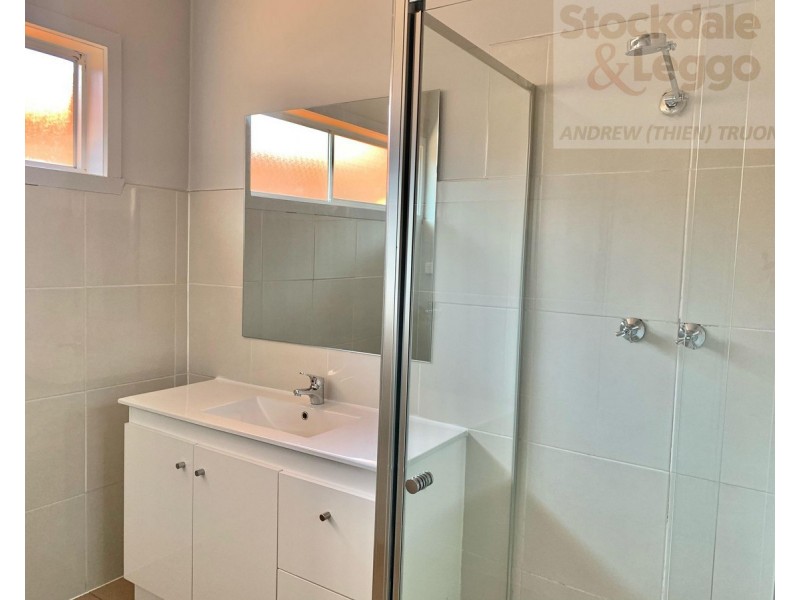 1/16 Charles Street, St Albans VIC 3021