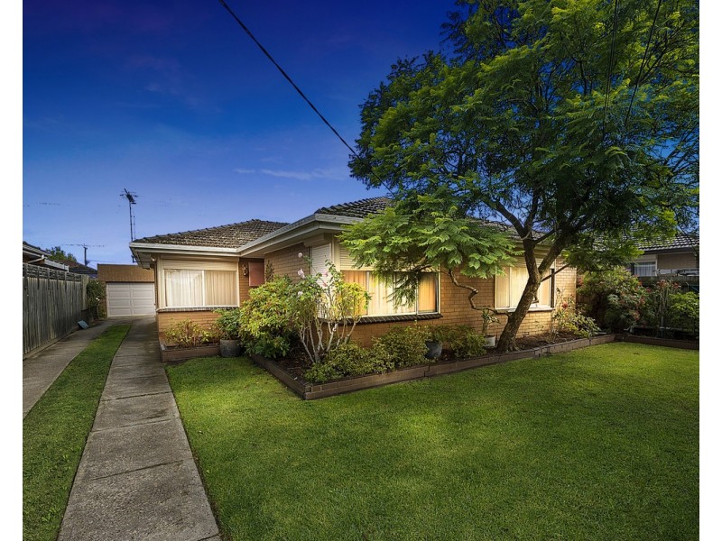 69 Mulhall Drive, St Albans VIC 3021