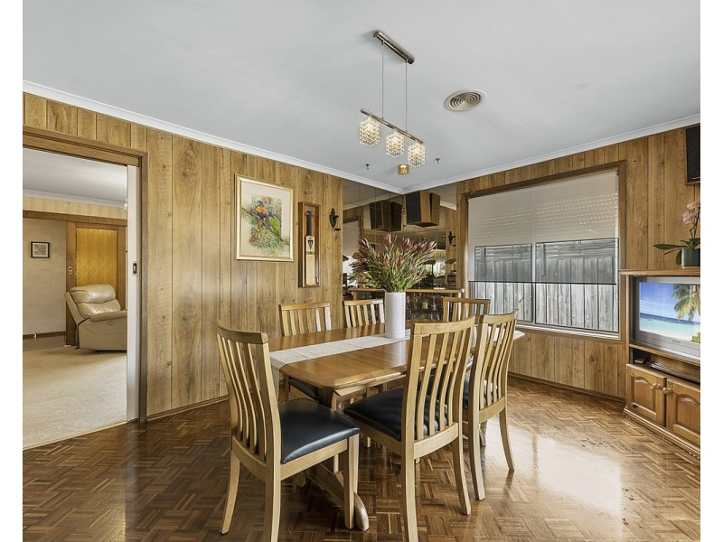 69 Mulhall Drive, St Albans VIC 3021